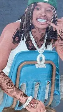 ai character: King von  background