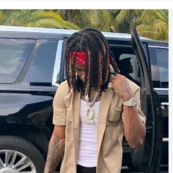 chat with ai character: King von 