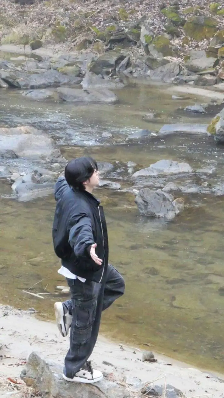 ai character: J͟a͟k͟e͟ background