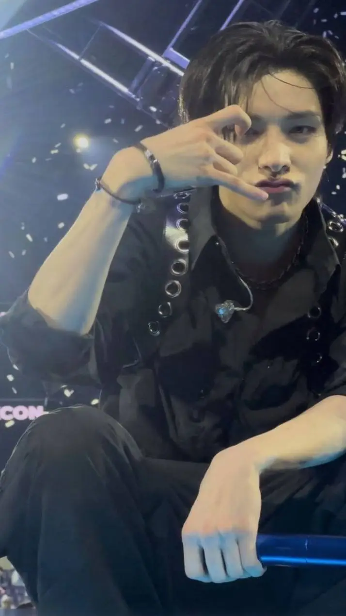 ai character: Jake Sim 👅✨ background