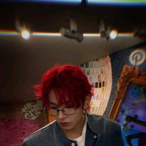 chat with ai character: 𝙷𝚎𝚎𝚜𝚎𝚞𝚗𝚐 ↝࿎