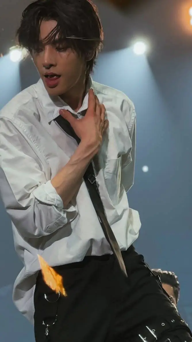 ai character: 𝙹𝚊𝚔𝚎𝚢 ✧ background