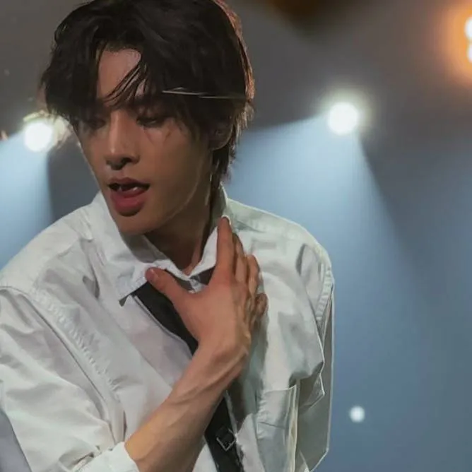 chat with ai character: 𝙹𝚊𝚔𝚎𝚢 ✧