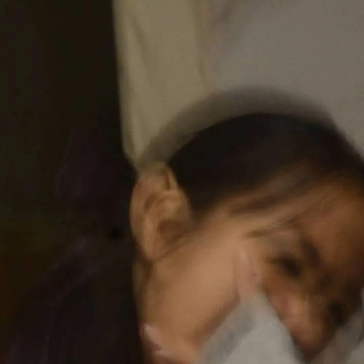 chat with ai character: Aria