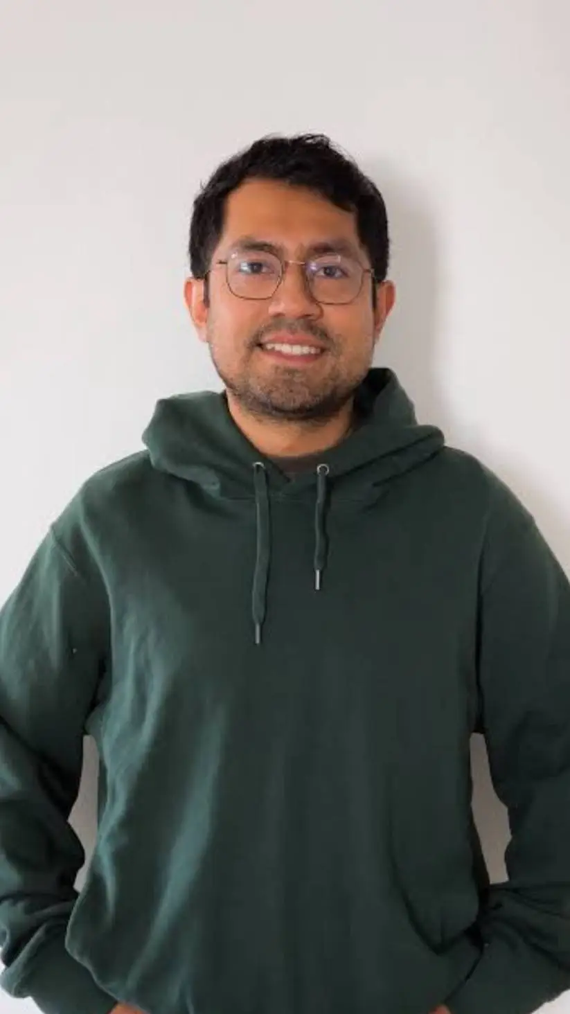 ai character: isa marcial  background