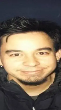 ai character: Mike Shinoda  background