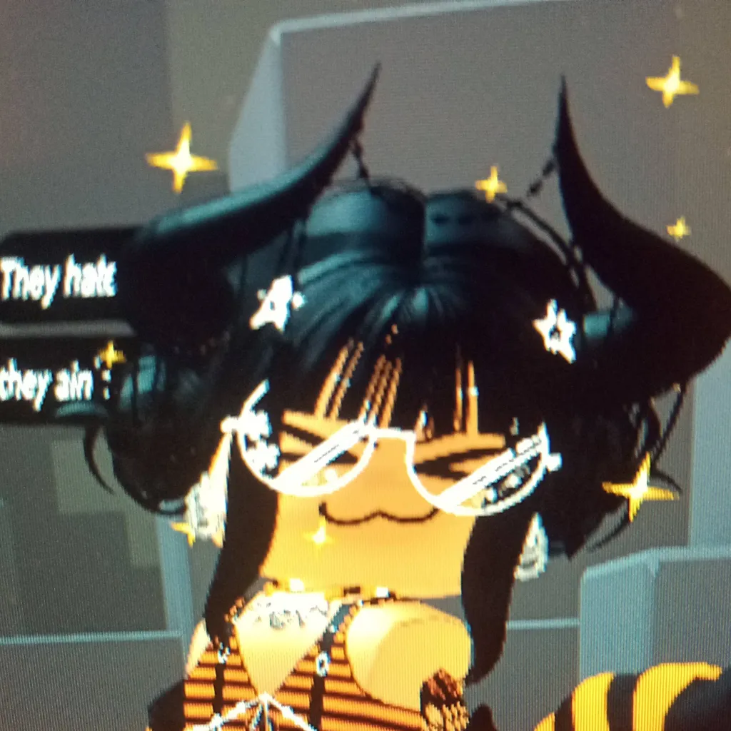 chat with ai character: Aleya