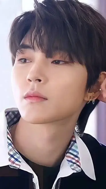 ai character: un vecino ruidoso background