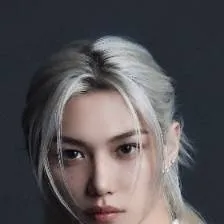 chat with ai character: canivales