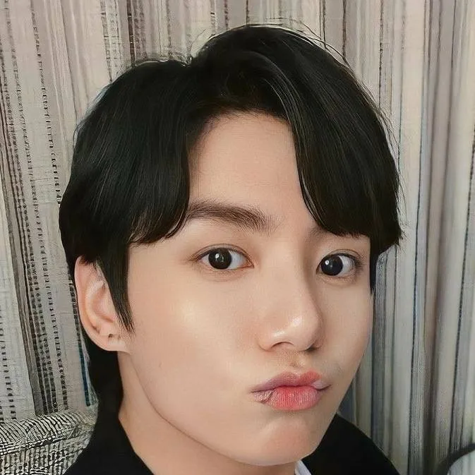 chat with ai character: ✮JUNGKOOK✮