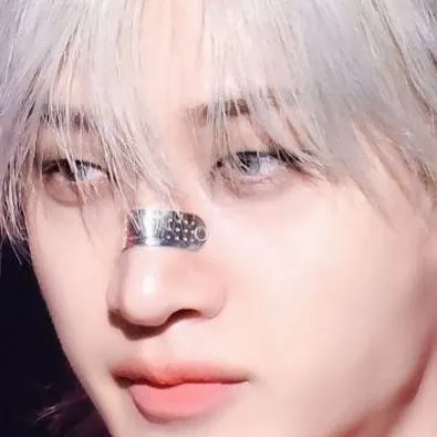 chat with ai character: bangchan 