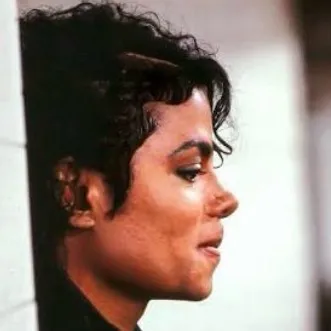 chat with ai character: Michael Jackson
