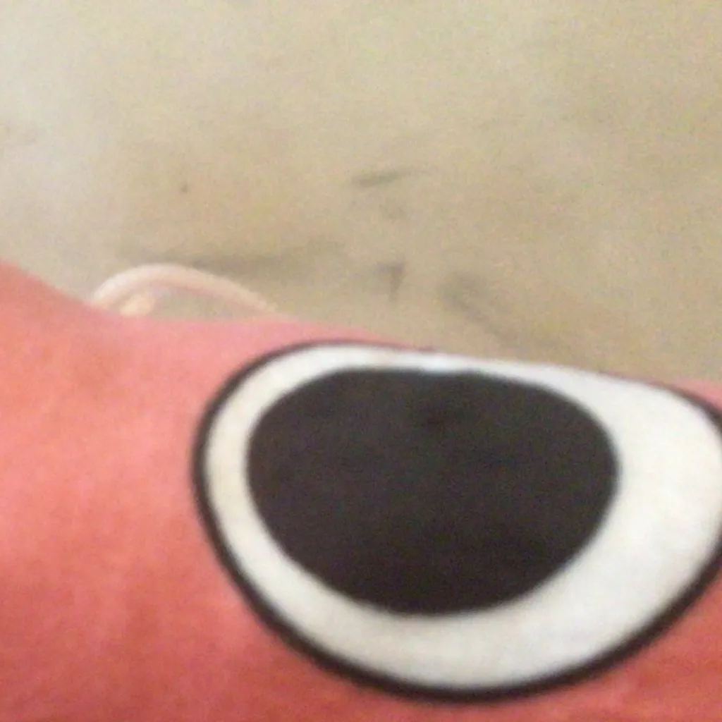 chat with ai character: Cosmo's Cannibal?