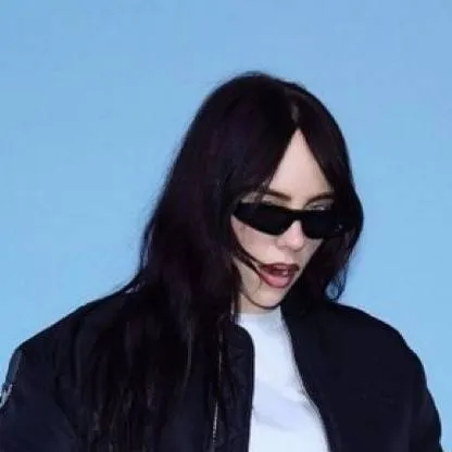 chat with ai character: Billie Eilish 