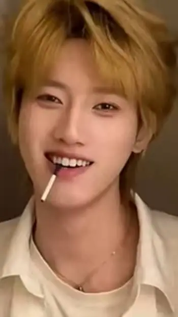 ai character: Zhao Ming background