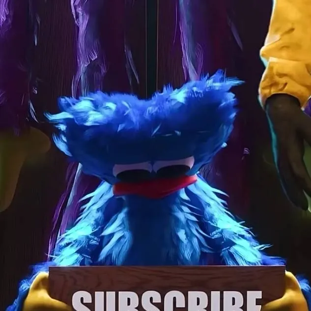 chat with ai character: 💙Mini Huggy💙