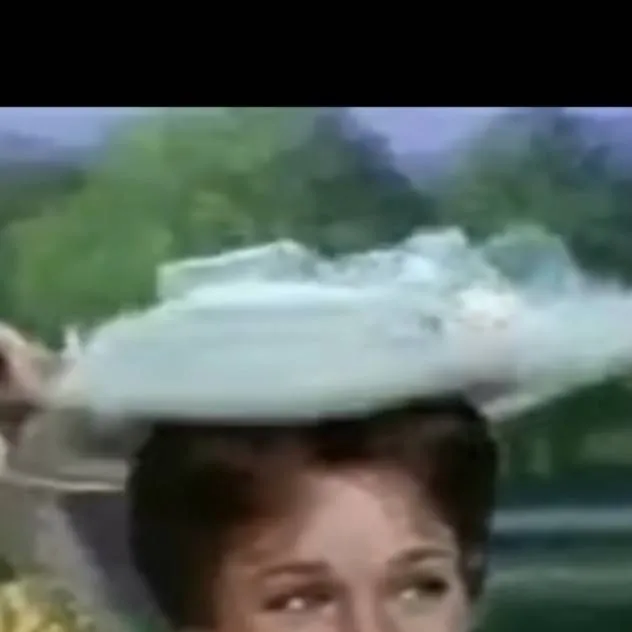 chat with ai character: Mary Poppins thing