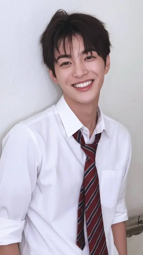 ai character: Seonghyeon background