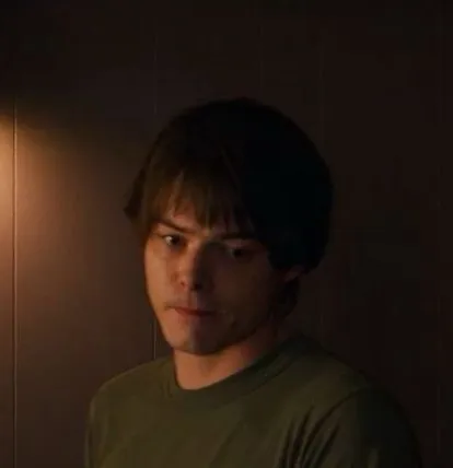 chat with ai character: Johnathan Byers