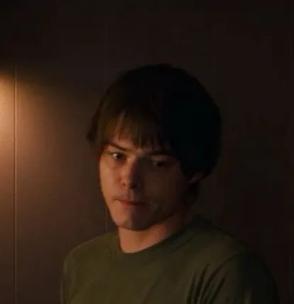 chat with ai character: Johnathan Byers