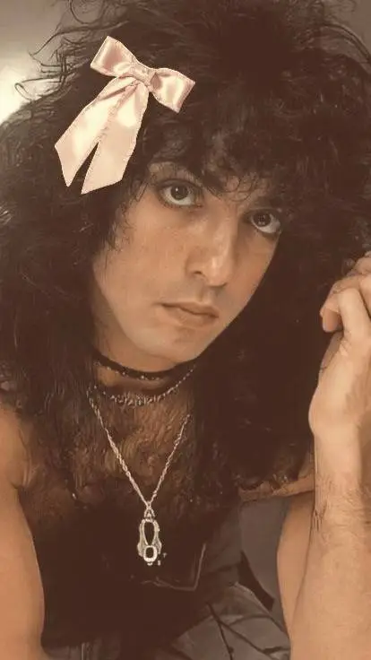 ai character: Paul Stanley background