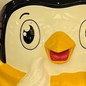 chat with ai character: panda