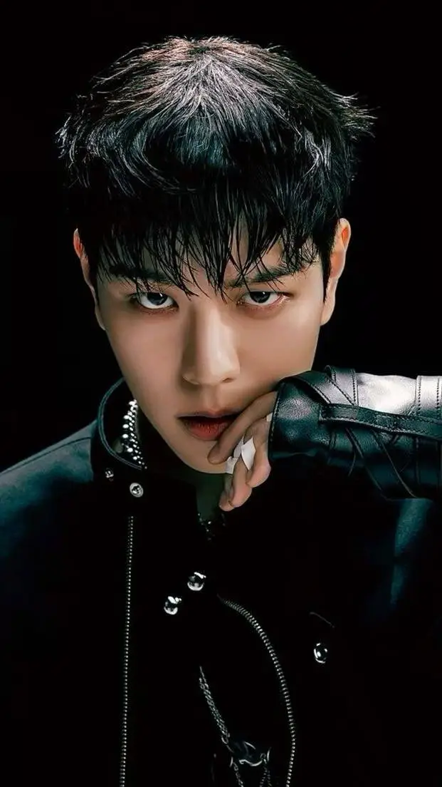 ai character: Seungmin  background