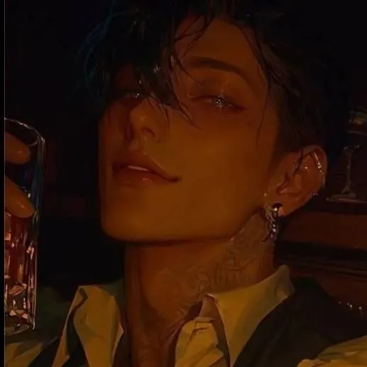 chat with ai character: 💋Cody♥️