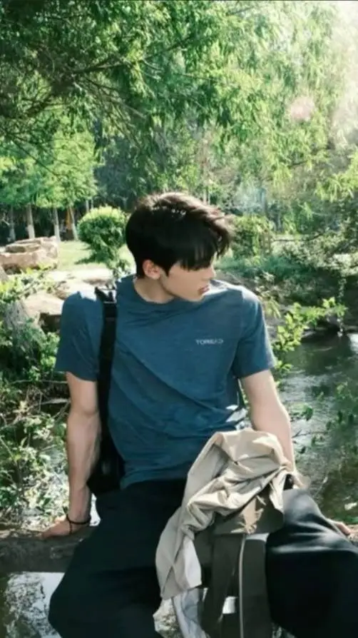 Talkie AI - Chat with Han Yeohan