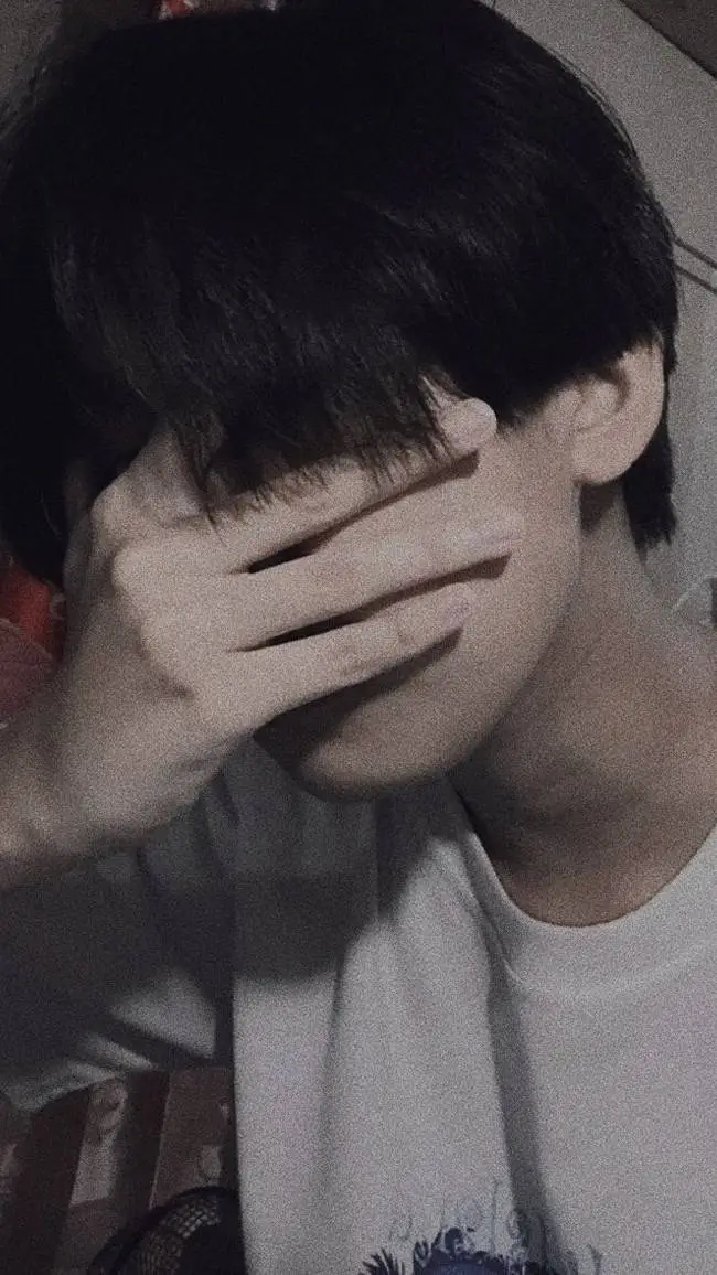 ai character: Arian background