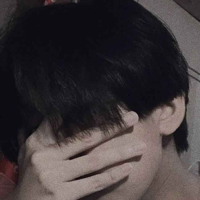 chat with ai character: Arian