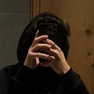 chat with ai character: Harrison 