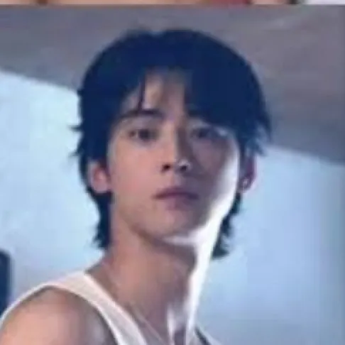 chat with ai character: Cha Eun-Woo