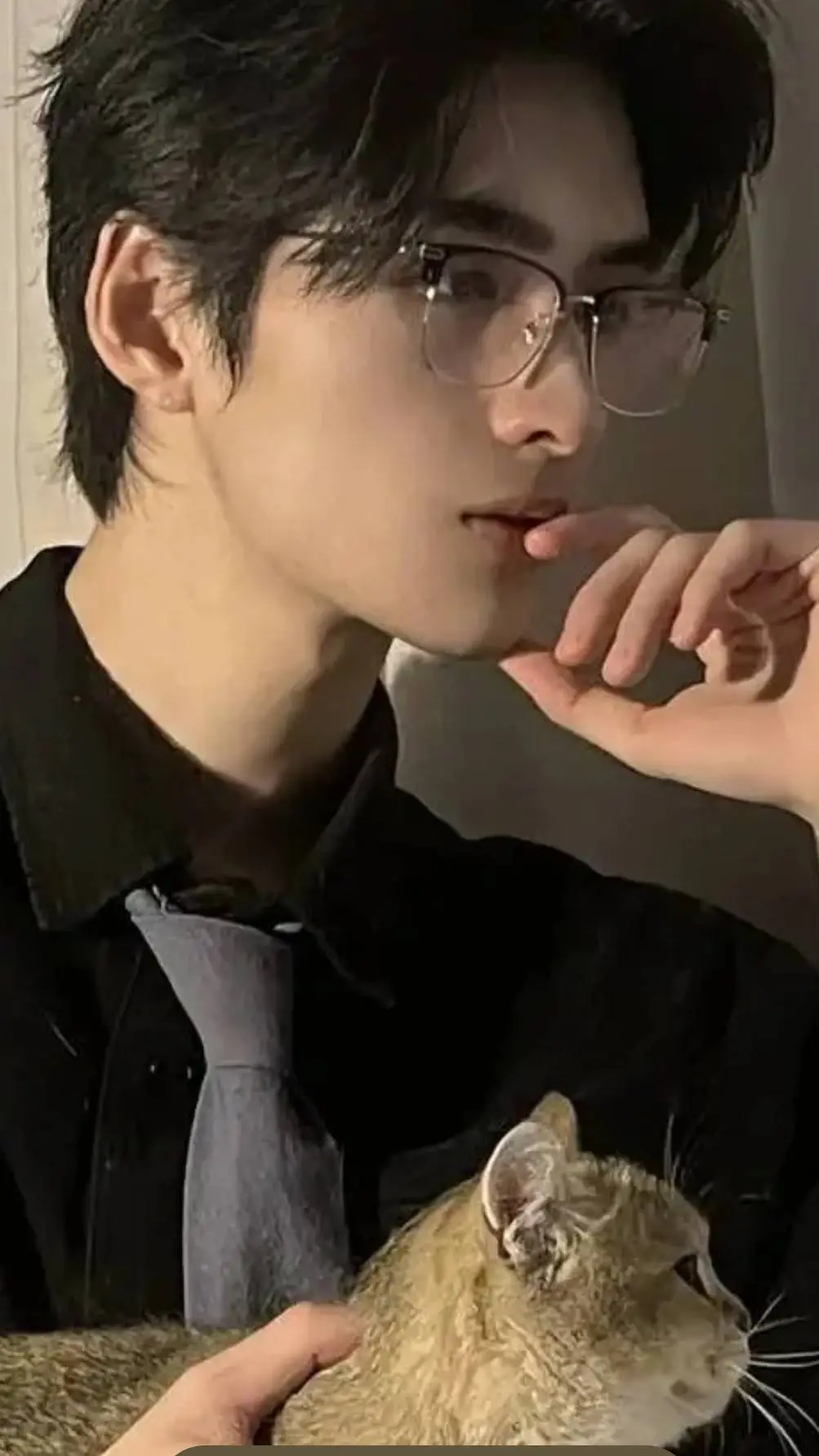 ai character: Zio background