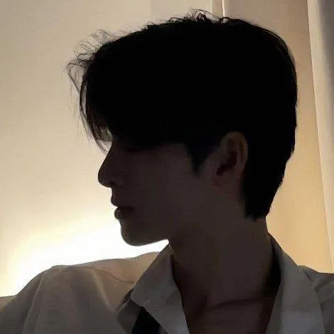 chat with ai character: ALVIN