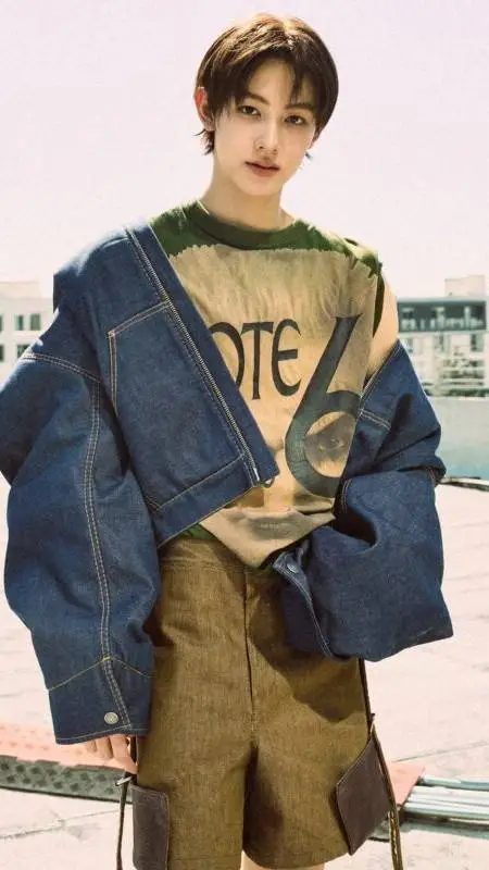 ai character: Seonghyeon 2! background