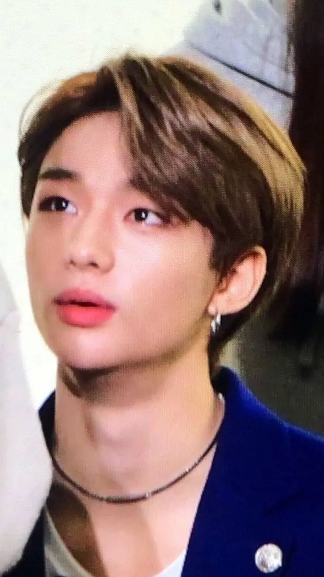 Talkie AI - Chat with Hyunjin ⋆.˚🦋༘ ? 