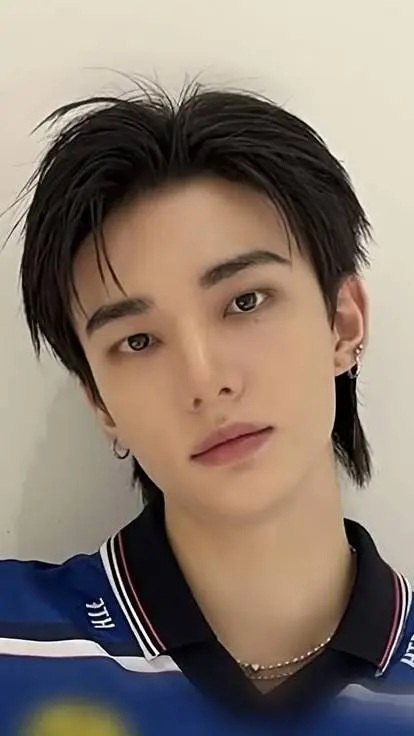 Talkie AI - Chat with Hyunjin 