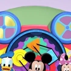 chat with ai character: mickey mouse CH
