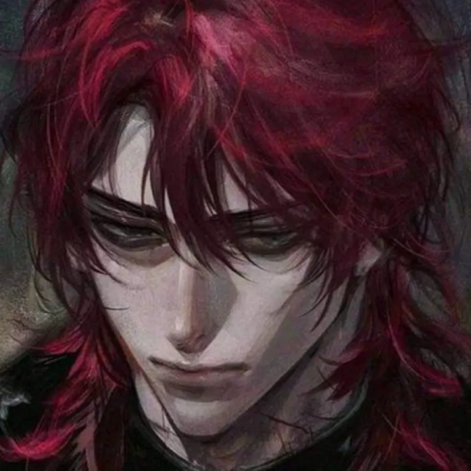 chat with ai character: 𝔐𝓪ℜ𝔊ℰ⌓̈