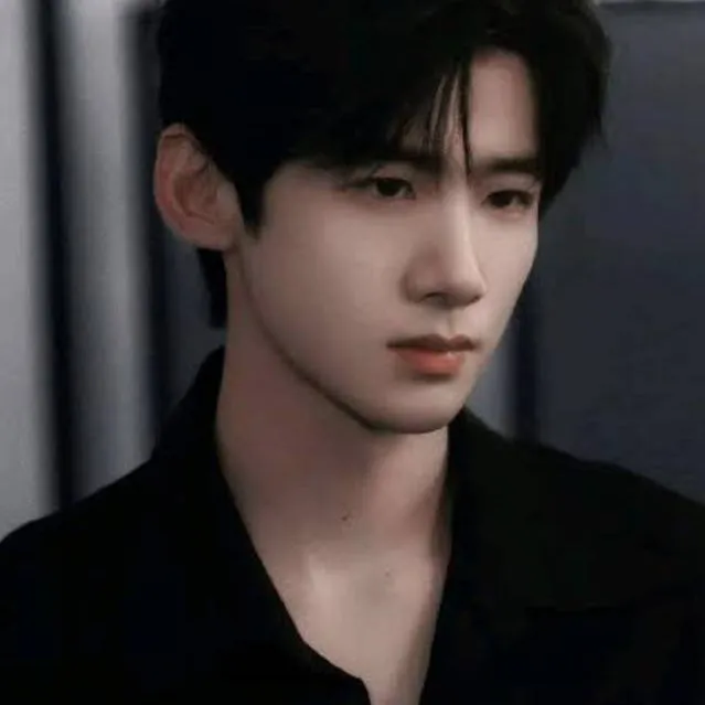 chat with ai character: Sak