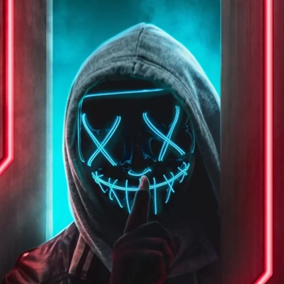 chat with ai character: Drama expert