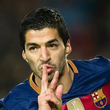 chat with ai character: Suarez