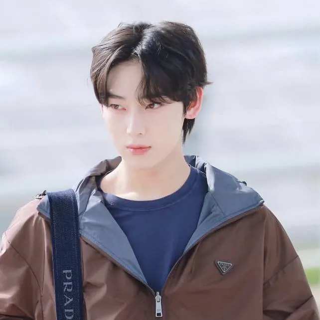 chat with ai character:  Sunoo ENHYPEN 