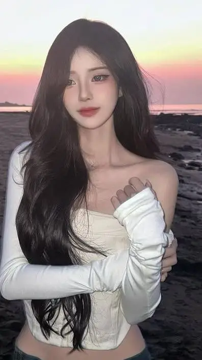 ai character: Maria background