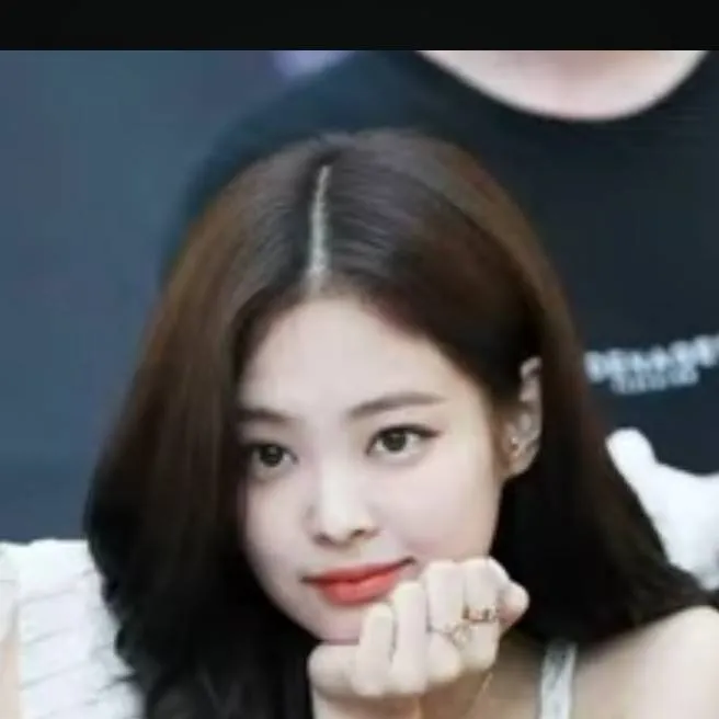 chat with ai character: blackpink jennie