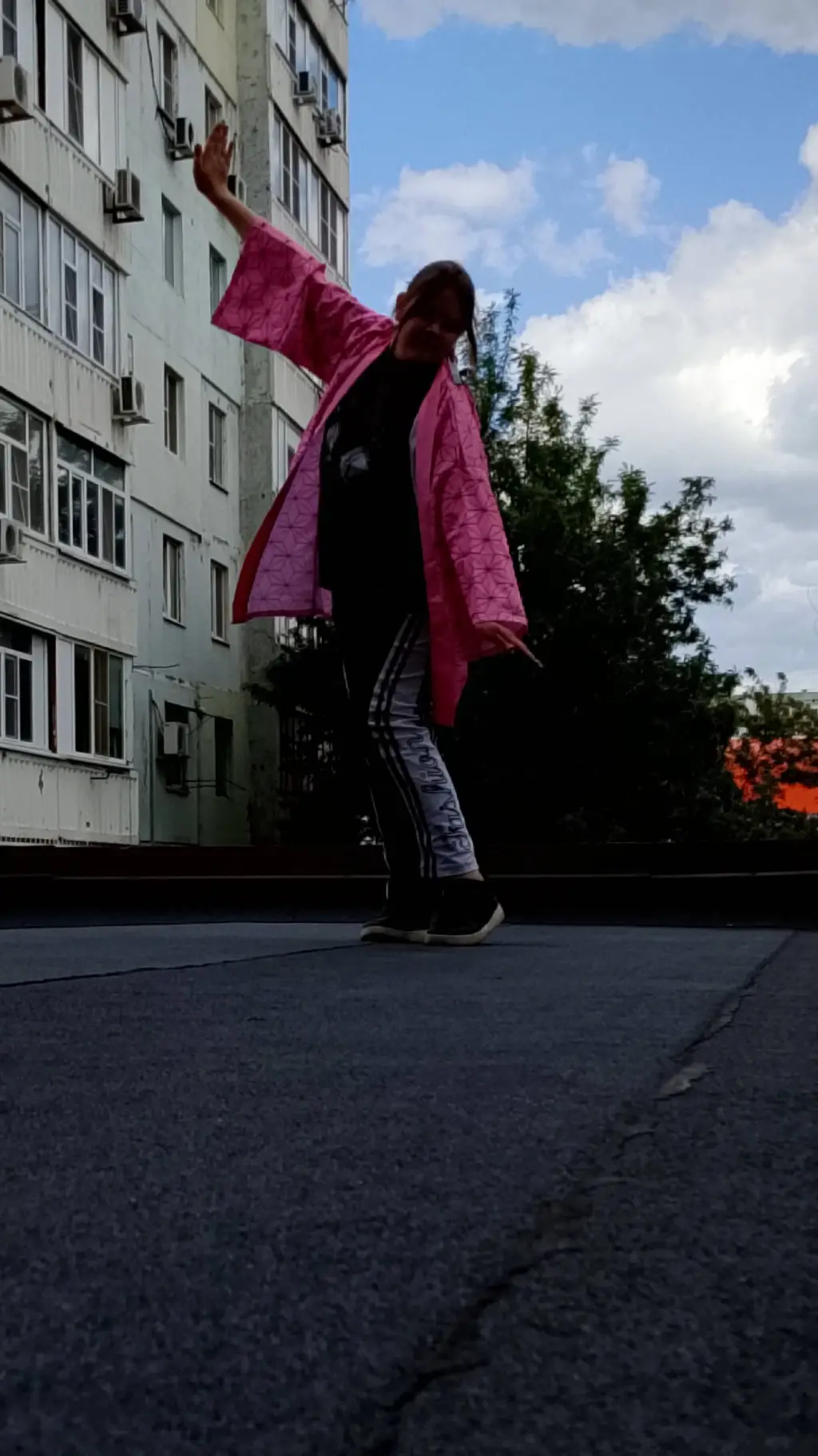 ai character: ~•Крд•~ background