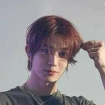 chat with ai character: Heeseung 