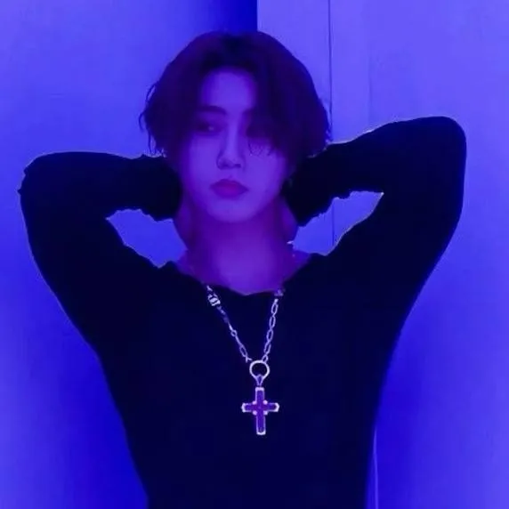 chat with ai character: Han 