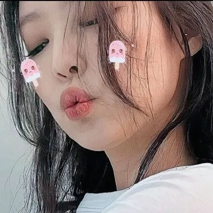 chat with ai character: Jennie from BP. .